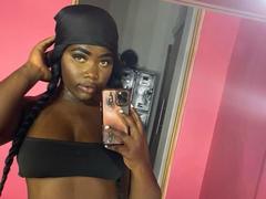 SweeterChocolate - female webcam at xLoveCam