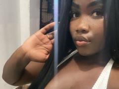 SweeterChocolate - female webcam at xLoveCam