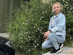 Solmar - blond female with  small tits webcam at xLoveCam