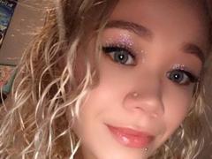 Solmar - blond female with  small tits webcam at xLoveCam