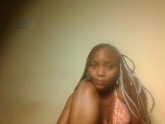 Sweetsia - female webcam at xLoveCam