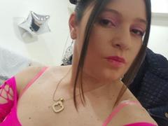 sweettdeisy - female webcam at ImLive