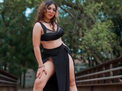 sweetalicexxx_ - female with brown hair and  big tits webcam at StripChat
