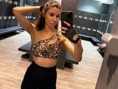 SweetyFit - female with brown hair and  big tits webcam at xLoveCam