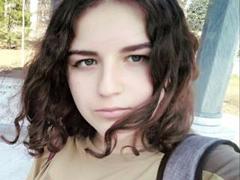 SweetyxBunny - female with brown hair and  small tits webcam at xLoveCam