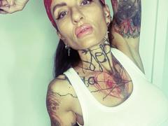 SynthiaRich-hot - female with brown hair webcam at xLoveCam