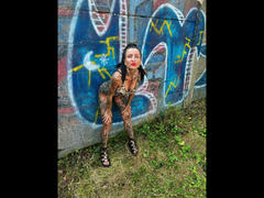 SynthiaRich-hot - female with brown hair webcam at xLoveCam