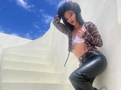 TaharaRomanov - female with black hair webcam at xLoveCam