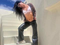 TaharaRomanov - female with black hair webcam at xLoveCam
