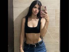 TalentedWomen from xLoveCam