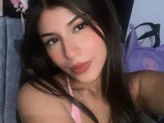 TalentedWomen - female with black hair and  small tits webcam at xLoveCam
