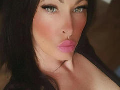 TaliaVaiolet-hot from xLoveCam