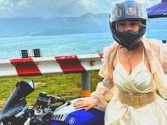 TalithaGillick - blond female with  big tits webcam at xLoveCam