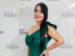 TamaraFoxy - female with black hair webcam at xLoveCam