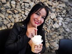 TamaraFoxy - female with black hair webcam at xLoveCam