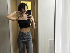 TameikaMacclellan - female with black hair webcam at xLoveCam