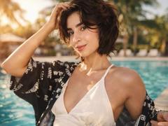 TameikaMacclellan - female with black hair webcam at xLoveCam