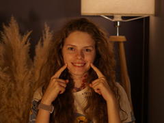 TamekiaIafrate - female with brown hair and  big tits webcam at xLoveCam