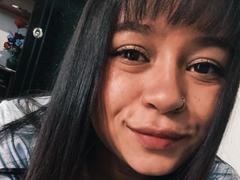 TamyCollins - female with brown hair webcam at xLoveCam