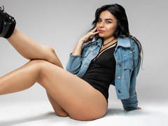 TamyRuiz - female with black hair and  big tits webcam at ImLive