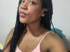 Tania69s - female with black hair webcam at xLoveCam