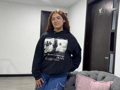 TaniaLux from xLoveCam