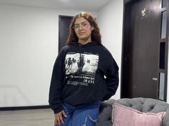 TaniaLux - female with red hair and  big tits webcam at xLoveCam