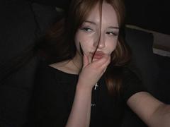 TaniaRaffa - female with black hair and  big tits webcam at xLoveCam