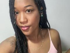 Tania69s from xLoveCam
