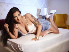 TanyaKrosssX - female with black hair webcam at ImLive