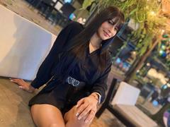 AlahiaMeyer77 from ImLive