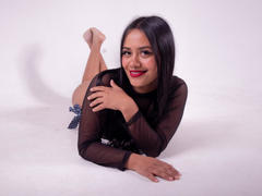 TarahBrown - female with black hair webcam at LiveJasmin