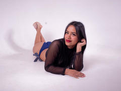 TarahBrown - female with black hair webcam at LiveJasmin