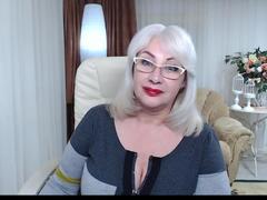 Tashyncik - blond female with  big tits webcam at xLoveCam