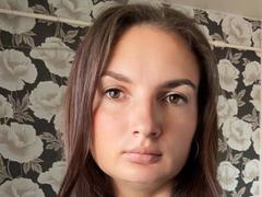 TastyLillian - female with brown hair and  small tits webcam at xLoveCam