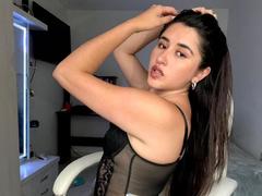 Tatianawells - female with black hair and  big tits webcam at LiveJasmin