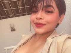 Tatiianaa - female webcam at xLoveCam