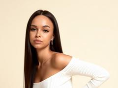TawnyaKaczmarski - female with brown hair webcam at xLoveCam