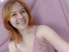 TaylorCarper - female with red hair webcam at LiveJasmin