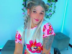 Monserrat19552 from ImLive