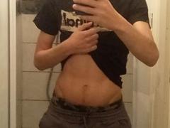SexiestMan69 from xLoveCam