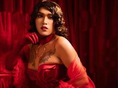 TemptressBella69 from xLoveCam