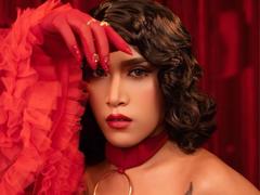 TemptressBella69 - shemale with black hair webcam at xLoveCam