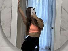 TenderDess - female with brown hair and  small tits webcam at xLoveCam