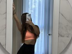 TenderDess - female with brown hair and  small tits webcam at xLoveCam