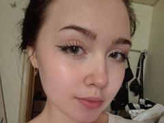 TerraMaul - female with brown hair webcam at xLoveCam