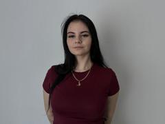 TerriSustaita - female with black hair webcam at xLoveCam