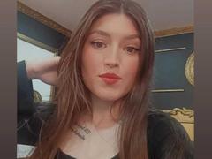 Tesakelle - female webcam at xLoveCam