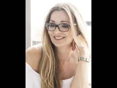 TessSweet - blond female webcam at LiveJasmin