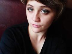 TessaRenata - female with brown hair webcam at xLoveCam